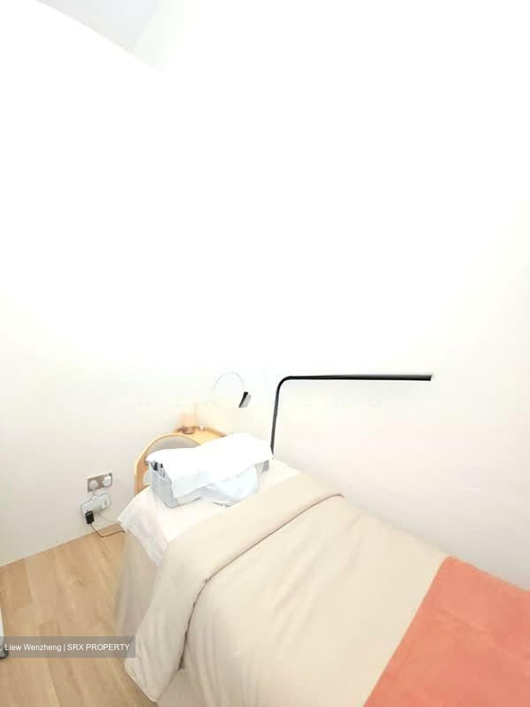 Suites @ Katong (D15), Retail #571667091